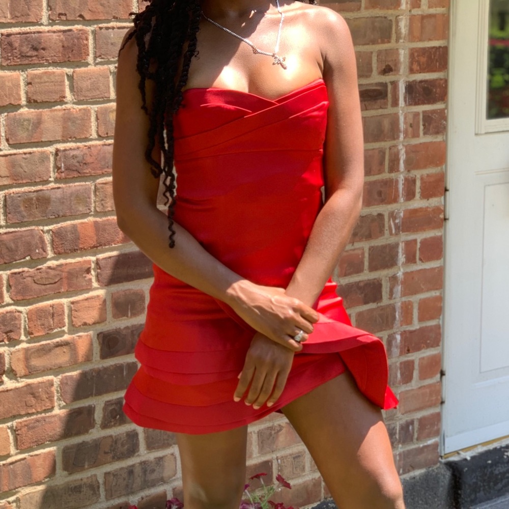 0159 BCBG Max Azria Strapless Red Mini Dress